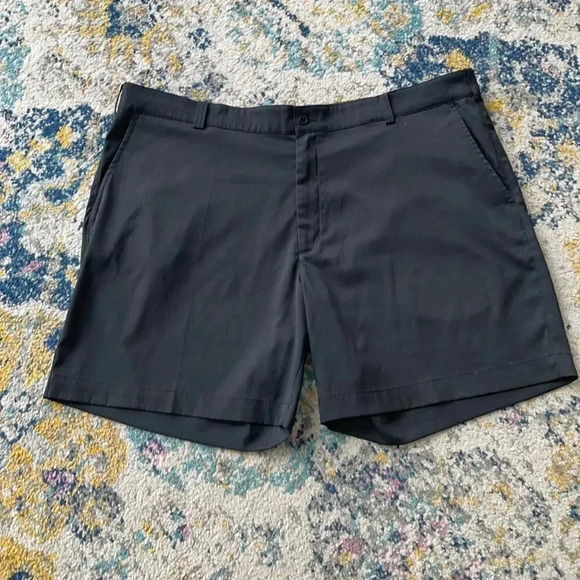 Nike Golf Tour Performance shorts, Dri-fit. 7” inseam. Black. Men’s size 40 - Picture 2 of 10